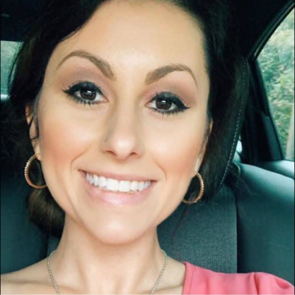 Meet your Posher, Kayla